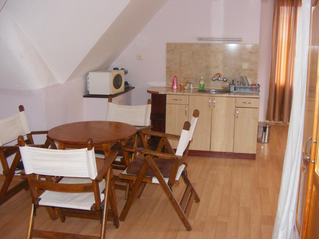 Guest House "Zora - Sarafovo" Burgas Exterior foto