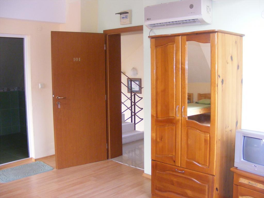 Guest House "Zora - Sarafovo" Burgas Exterior foto